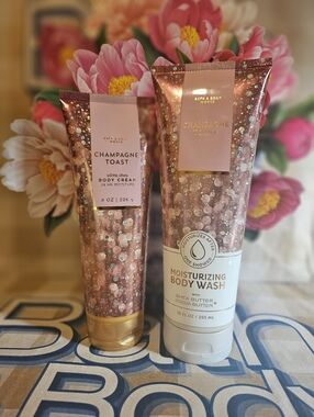 NWT Bath and Body Works Champagne Toast Duo - Pink and  White